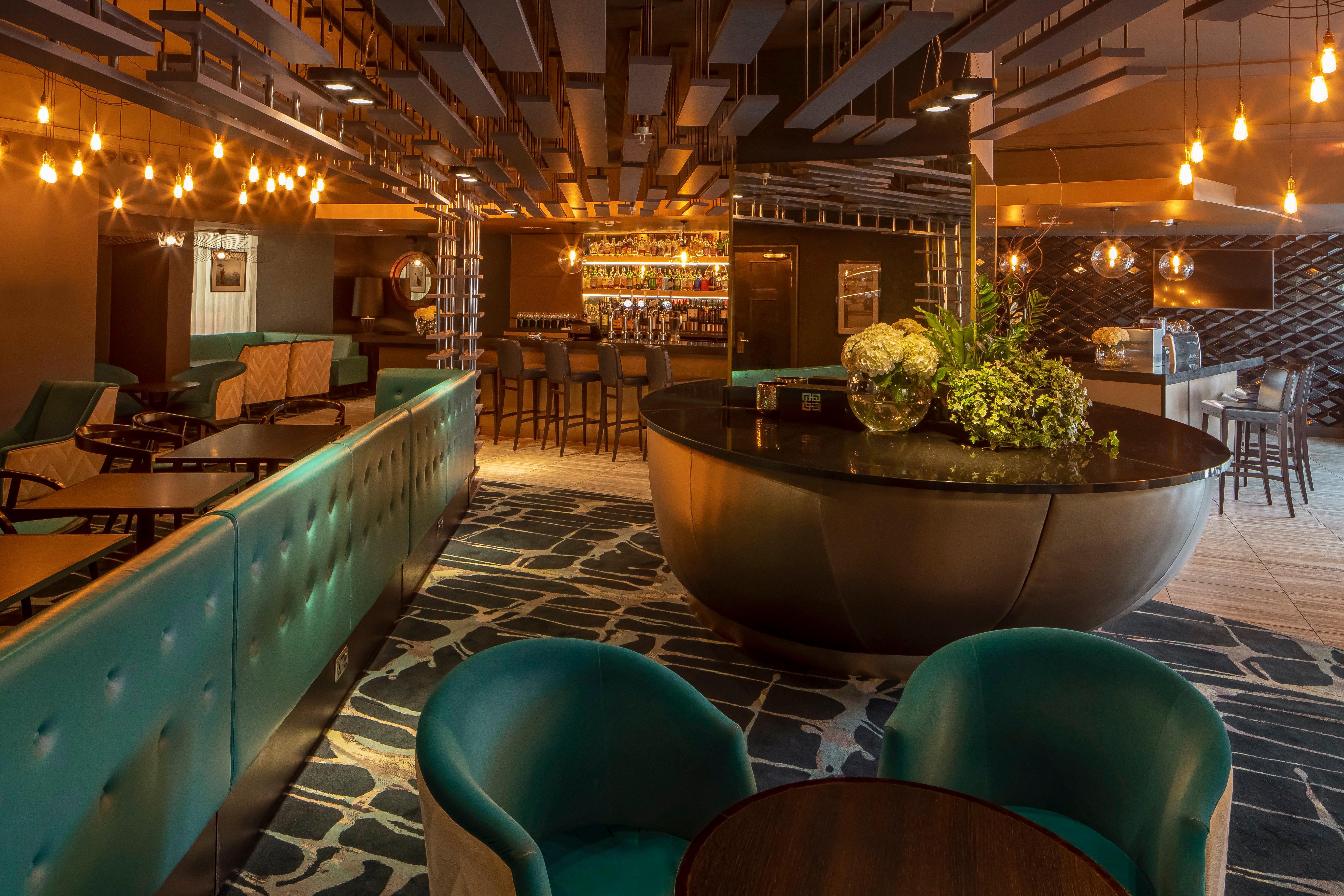 Crowne Plaza By Ihg Hotel